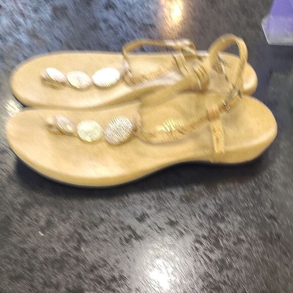 Vionic Tan and Gold Sandals with Metallic Embellishments - Picture 5 of 6